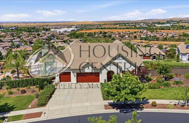 Executive Gated Rental with Stunning Views & Solar! photos photos