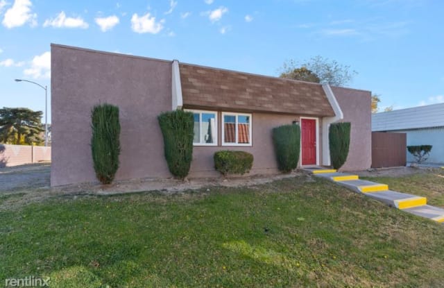 3616 Villa Knolls East Dr. - 3616 Villa Knolls East Drive, Paradise, NV 89120