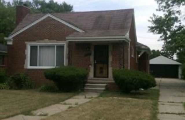 13531 Oak Park Blvd - 13531 Oak Park Boulevard, Oak Park, MI 48237