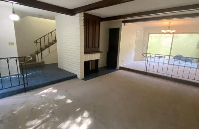 4319 Collwood Lane Gallery 3