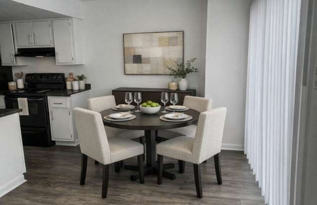 The Stratford Apartments Gallery 3