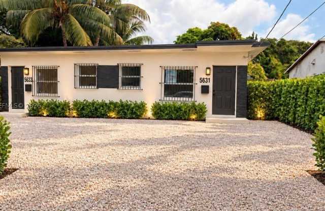 5631 NW 5th Ct Gallery 1