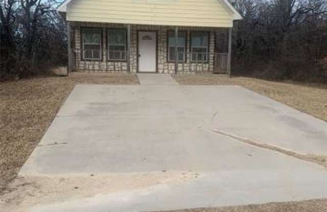 11002 Shady Oaks Drive Gallery 2
