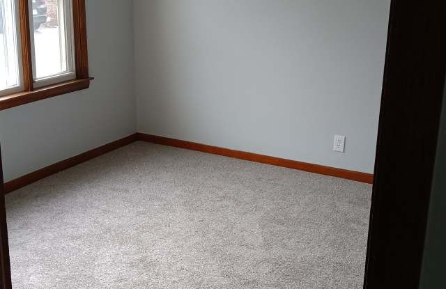 229 Tripp St photos photos