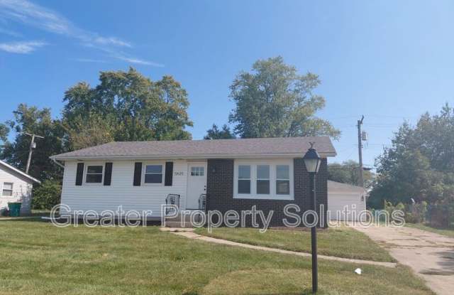 5625 Grant St - 5625 Grant Street, Merrillville, IN 46410