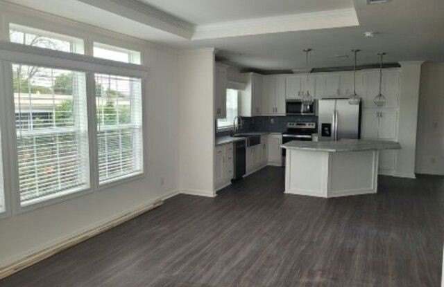 2505 E Bay Dr Gallery 4