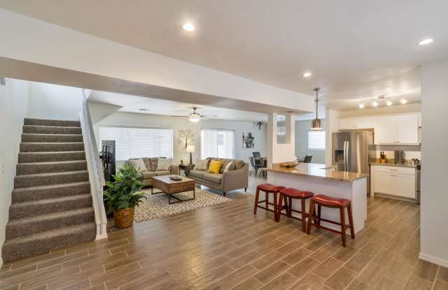 3027 E DAHLIA Drive Gallery 3
