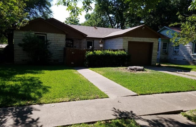 1710 S. 13 ST - 1710 South 13th Street, Temple, TX 76504