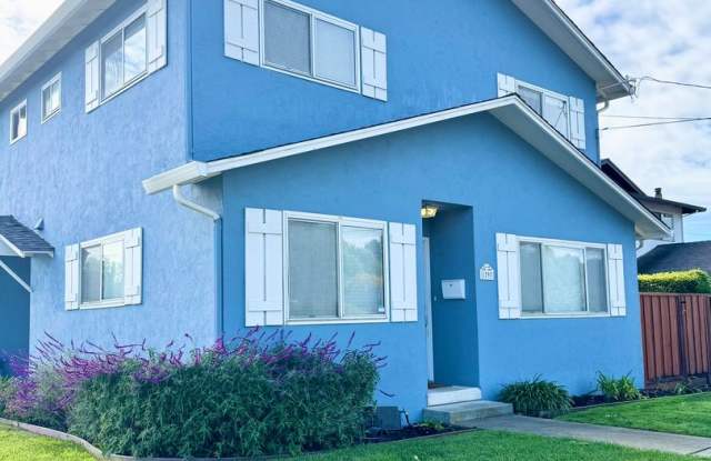 Castro Valley 2BD/1.5BA, 2 Story Duplex with Shared Garage photos photos