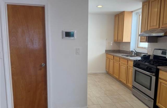 2035 Bay Ridge Parkway Gallery 3