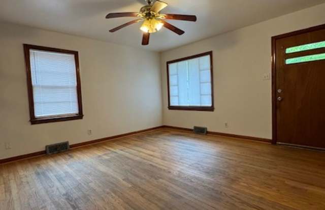 908 N. Audubon Avenue Gallery 3