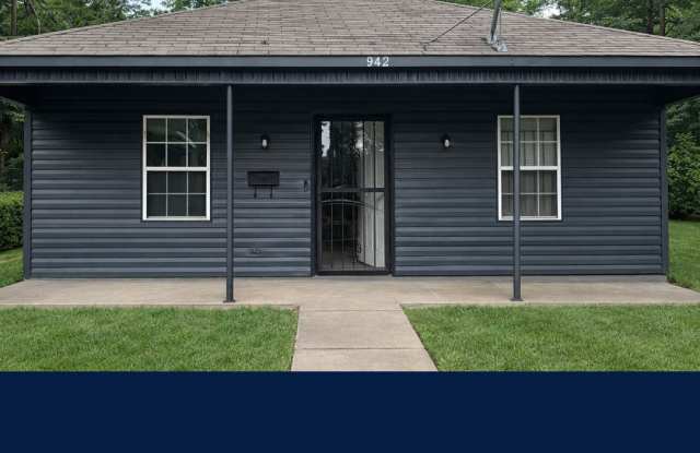 942 Emmie Street photos photos