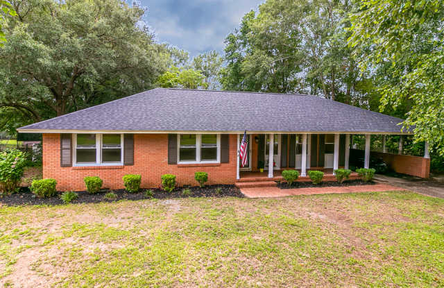 118 Adams Avenue - 118 Adams Avenue, Sumter, SC 29150