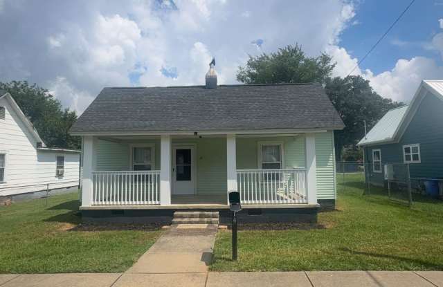 Newly Renovated 1br/1ba Home in Greenville, SC Gallery 1