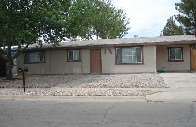 703 S Fruitland Dr Gallery 1