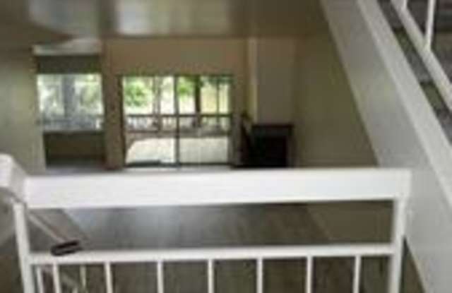 13 Lakeridge Drive Gallery 4