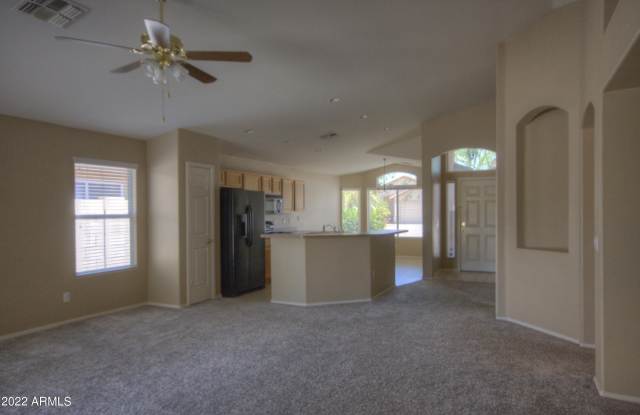 8463 W MONONA Lane Gallery 3