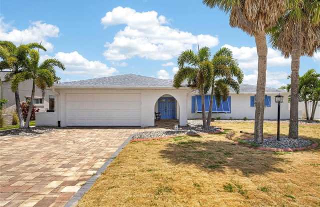 6305 COTTONWOOD LANE photos photos