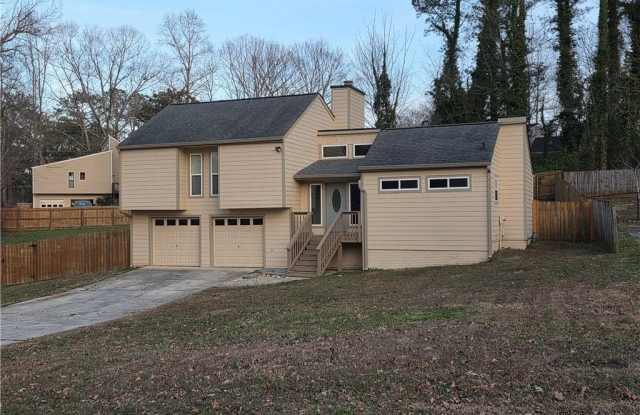 3288 Timber Bluff Drive NE photos photos