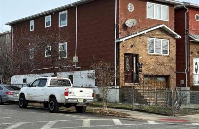 600 Bergen 2 photos photos