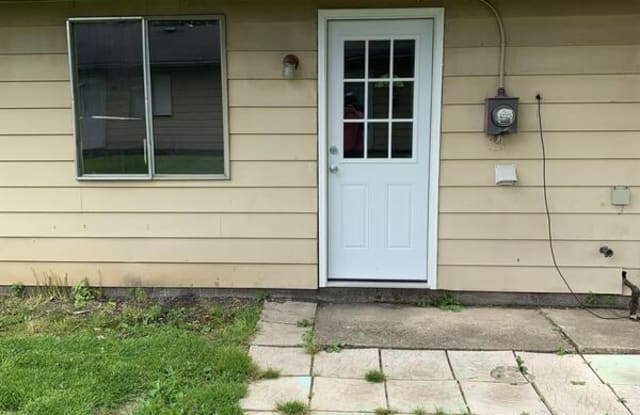 162 Bernower Ave Southwest - 162 Bernower Avenue Southwest, Perry Heights, OH 44646