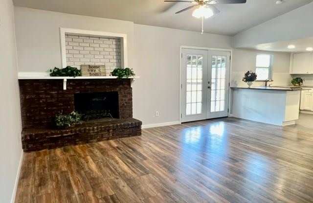 1109 Middle Cove Drive Gallery 3