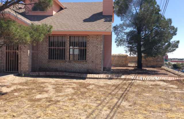 1500 REBECCA ANN Drive Gallery 4