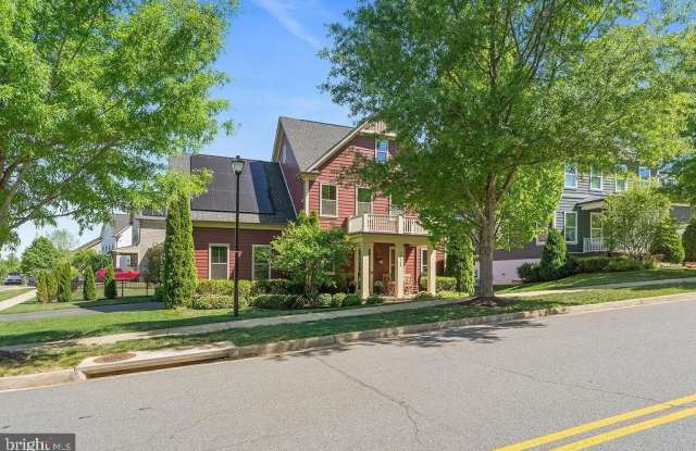 17243 MISS PACKARD Court Gallery 2