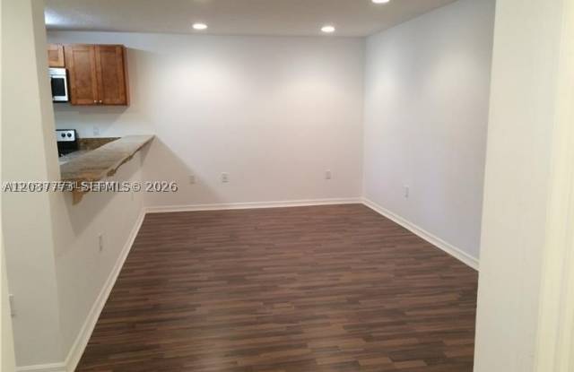 22811 SW 88th Pl Gallery 4