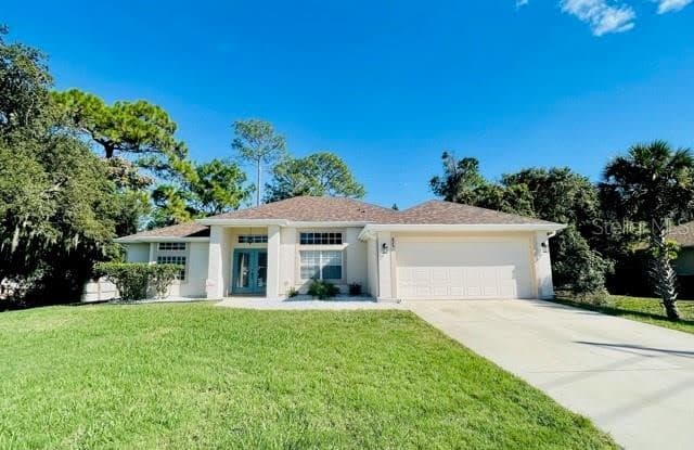 825 W GAUCHO CIRCLE - 825 West Gaucho Circle, Deltona, FL 32725