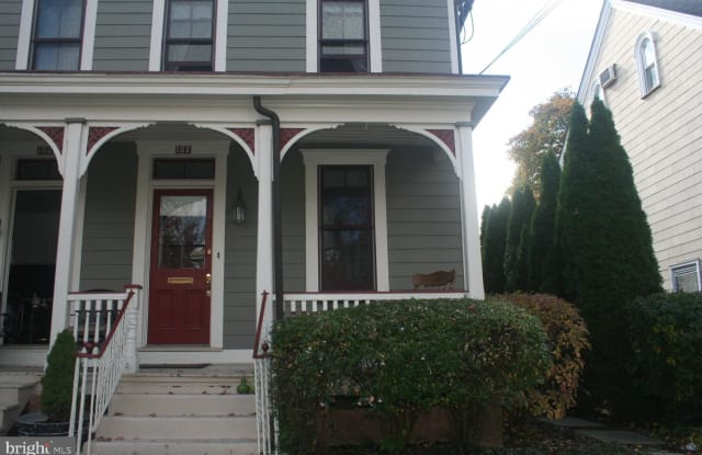 102 N CLINTON STREET - 102 North Clinton Street, Doylestown, PA 18901