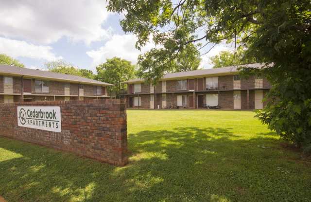 Cedarbrook Apartments Gallery 1