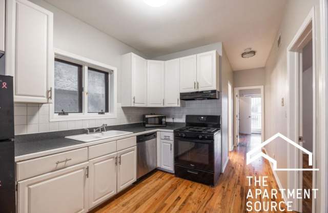 842 North Wood St. photos photos