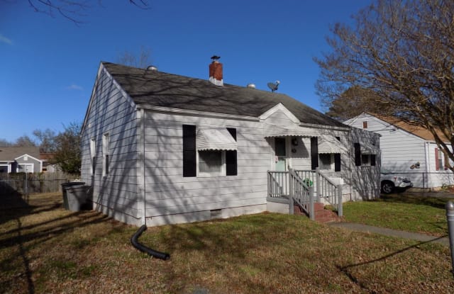 720 Grove Street - 720 Grove Street, Hampton, VA 23664
