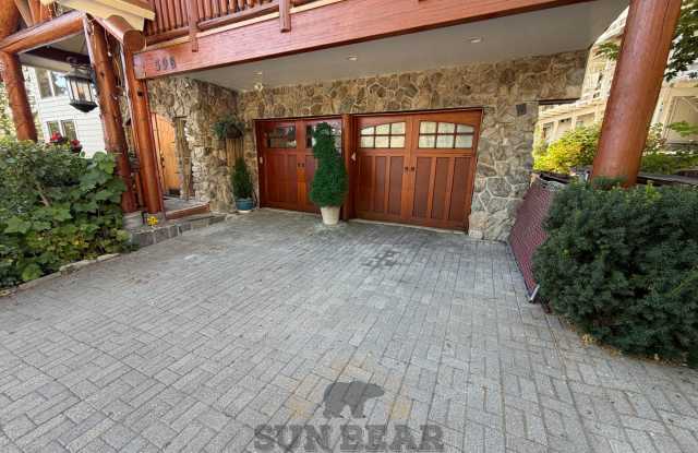 Adorable pet-friendly, 1 bedroom lower apt including utilities! - 1 Garage space w heated driveway! Gallery 4