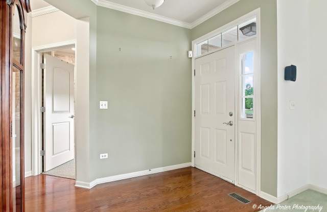 1028 DRAPER Road Gallery 4