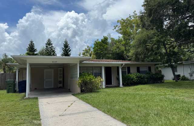 Well Kept house in quiet nice neighborhood! Gallery 3
