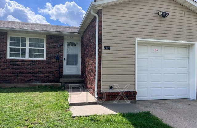 2228 S Arizona Ave photos photos