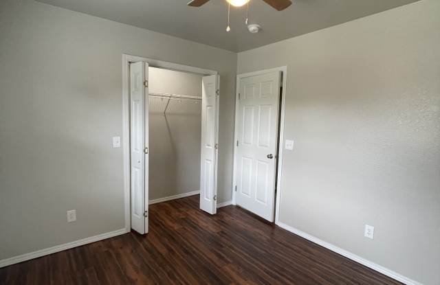 1122 Oak Ln - 1122 Oak Lane, Claremore, OK 74017