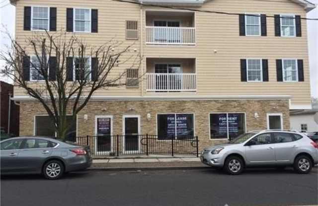 95 Main 2a Street - 95 Main Street, Sayreville, NJ 08872