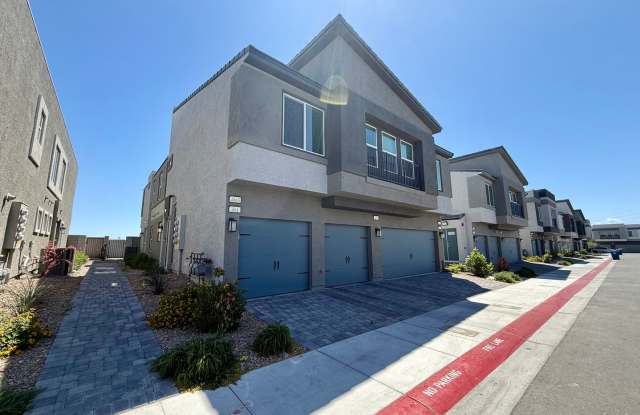 ELEGANT 2BED, 2BATH TOWNHOME! photos photos