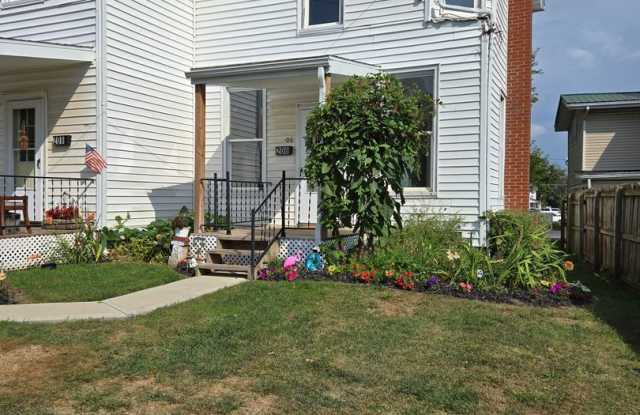 206 Pleasant St Ashland Ohio 44805 - 206 Pleasant Street, Ashland, OH 44805