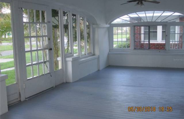 7419 1ST AVENUE N Gallery 4