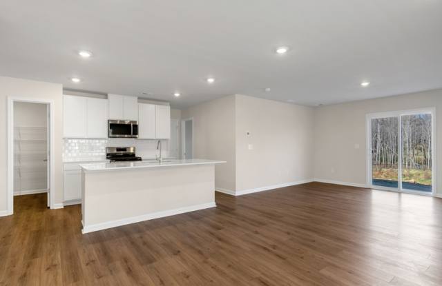 140 Clairvale Court photos photos