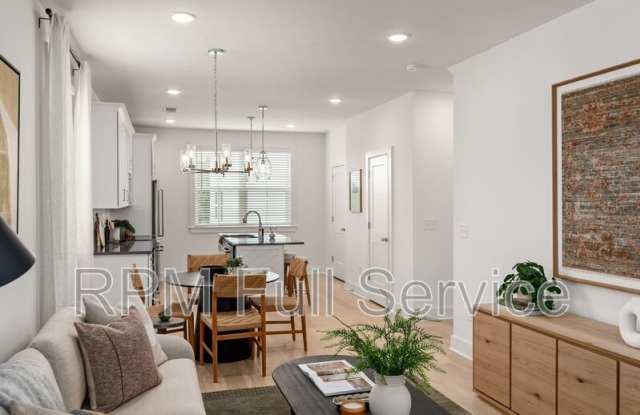 716 N Dupont Avenue photos photos