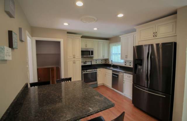 10 Sunset Pl Gallery 4