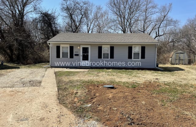 4022 Lawndale Ave - 4022 Lawndale Avenue, Kansas City, MO 64130