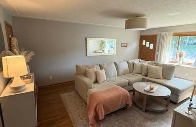 6939 Washburn Ave S photos photos