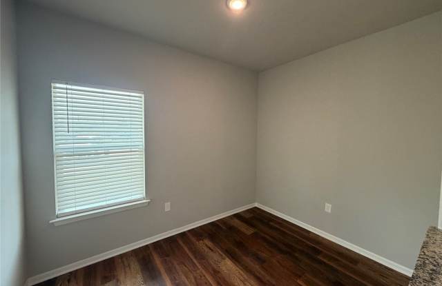 2741 Ginger Court Gallery 3