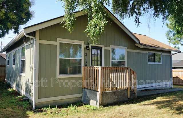 2139 11th St. photos photos
